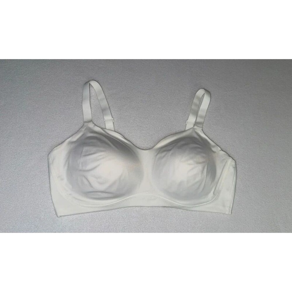 Vanity Fair Radiant Smoothing Wireless Bra White Plus Size 3XL 72117 Comfort